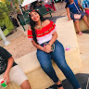 Meet your Posher, Cecilia